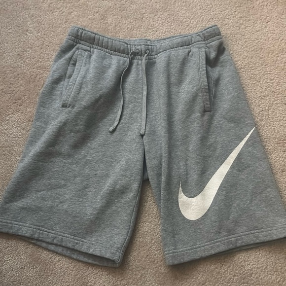 Nike Gray Shorts - Picture 1 of 2